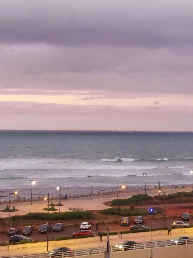 Modern Apartment Opposite The Hassan2 Mosque, Very Well Equipped And Stylish, 85 M2 With Gym And Direct Sea View With Underground Garage , Prohibits Unmarried Couples Of Arab Origin Kazablanka Dış mekan fotoğraf