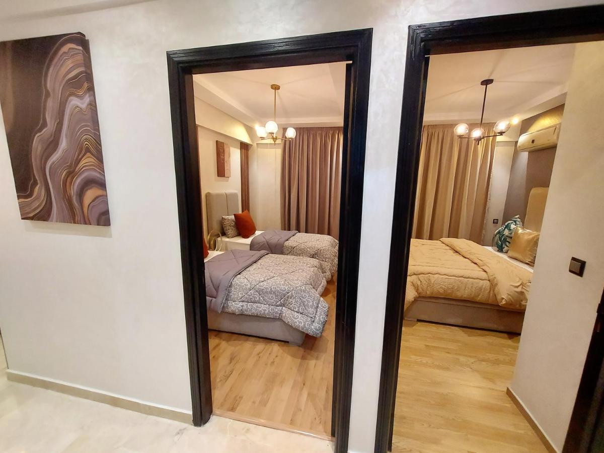 Modern Apartment Opposite The Hassan2 Mosque, Very Well Equipped And Stylish, 85 M2 With Gym And Direct Sea View With Underground Garage , Prohibits Unmarried Couples Of Arab Origin Kazablanka Dış mekan fotoğraf