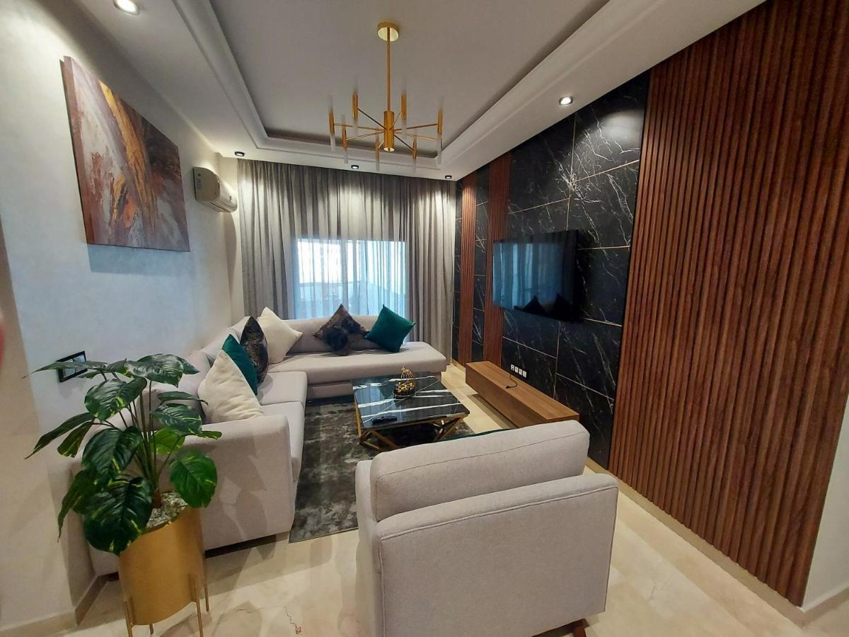 Modern Apartment Opposite The Hassan2 Mosque, Very Well Equipped And Stylish, 85 M2 With Gym And Direct Sea View With Underground Garage , Prohibits Unmarried Couples Of Arab Origin Kazablanka Dış mekan fotoğraf