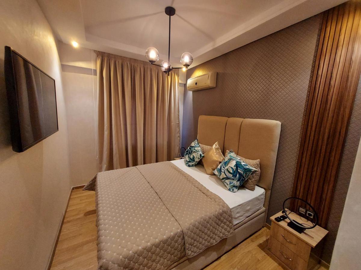 Modern Apartment Opposite The Hassan2 Mosque, Very Well Equipped And Stylish, 85 M2 With Gym And Direct Sea View With Underground Garage , Prohibits Unmarried Couples Of Arab Origin Kazablanka Dış mekan fotoğraf