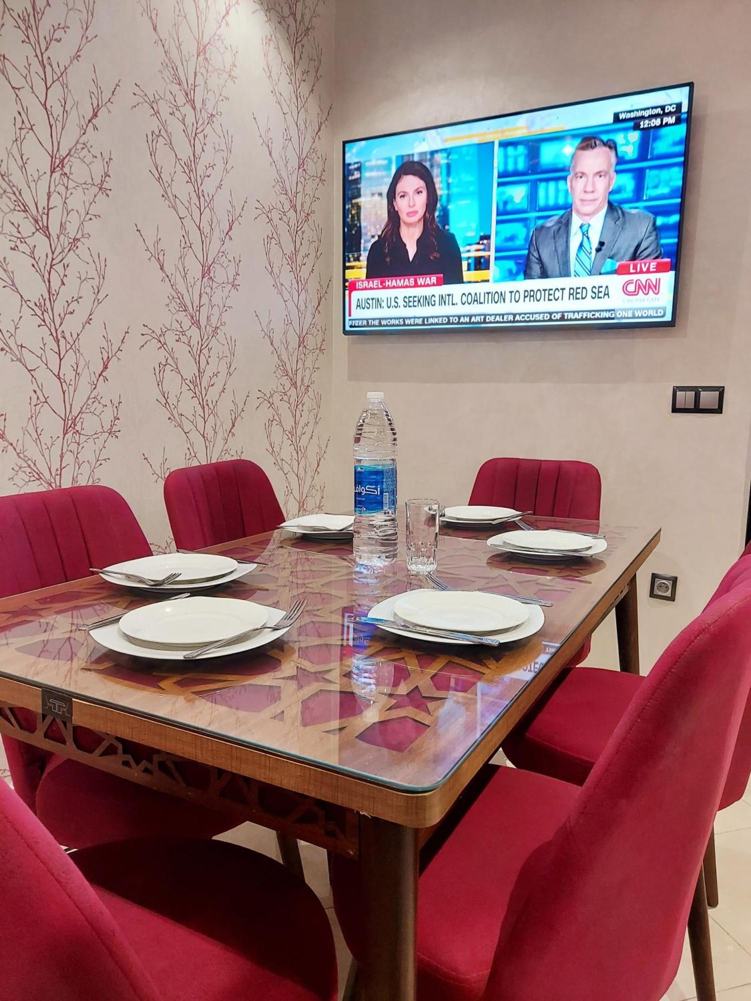 Modern Apartment Opposite The Hassan2 Mosque, Very Well Equipped And Stylish, 85 M2 With Gym And Direct Sea View With Underground Garage , Prohibits Unmarried Couples Of Arab Origin Kazablanka Dış mekan fotoğraf