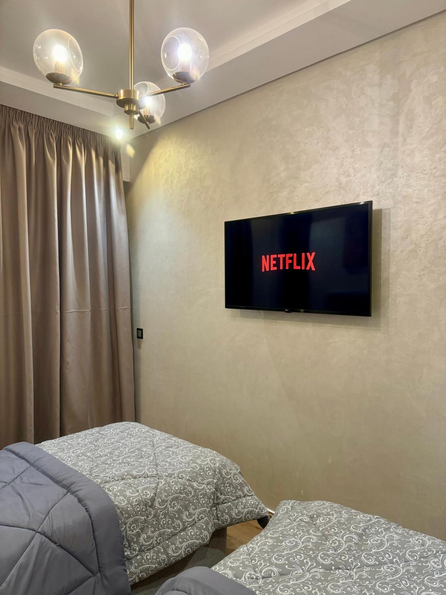 Modern Apartment Opposite The Hassan2 Mosque, Very Well Equipped And Stylish, 85 M2 With Gym And Direct Sea View With Underground Garage , Prohibits Unmarried Couples Of Arab Origin Kazablanka Dış mekan fotoğraf